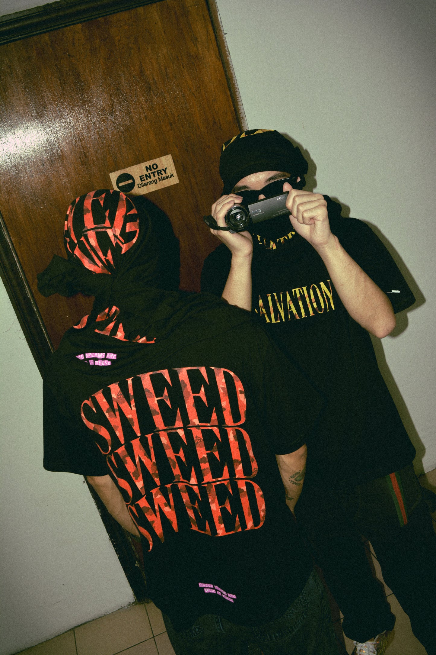 # SWEED SALVATION TEE (RED)