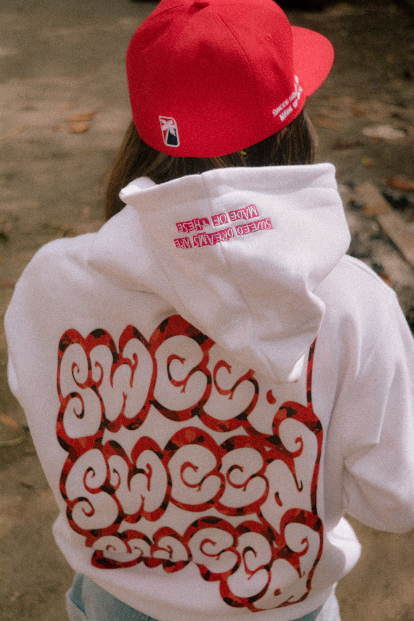 SWEED ORGANIC™ HOODIE (RED)